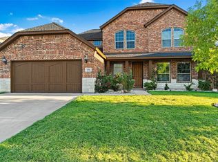 520 Firethorn Ct, Burleson, TX 76028