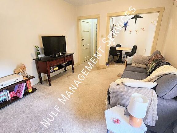 3rd image of 5854 Forbes Ave #10
