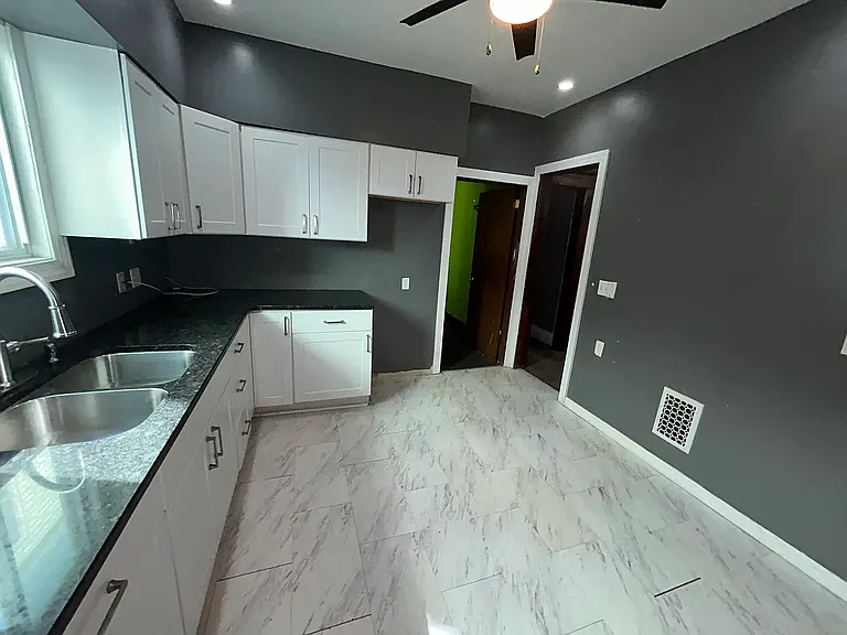 21 Butler Ave #1 — Photo 2