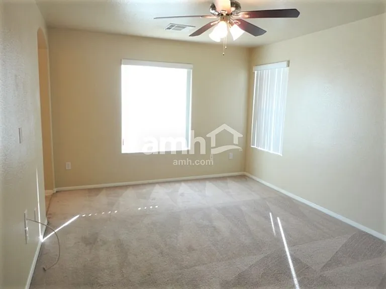 9952 Tittleton Ave — Photo 9