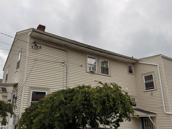 597 S Main St Floor 2, Woonsocket, RI 02895