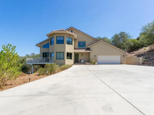 26285 Calle De Encinas, Valley Center, CA 92082