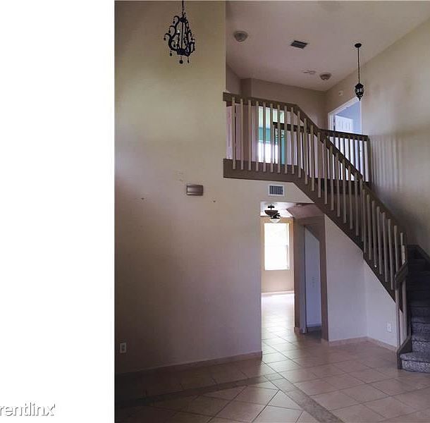 2nd image of 13250 SW 53rd St
