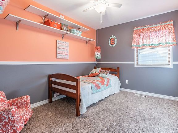 4th image of 3217 Bobwhite Ave