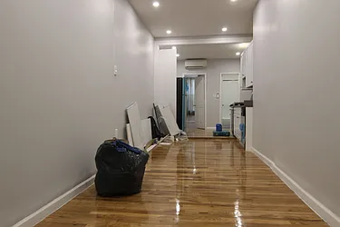 Rented by Lucky Apt Inc