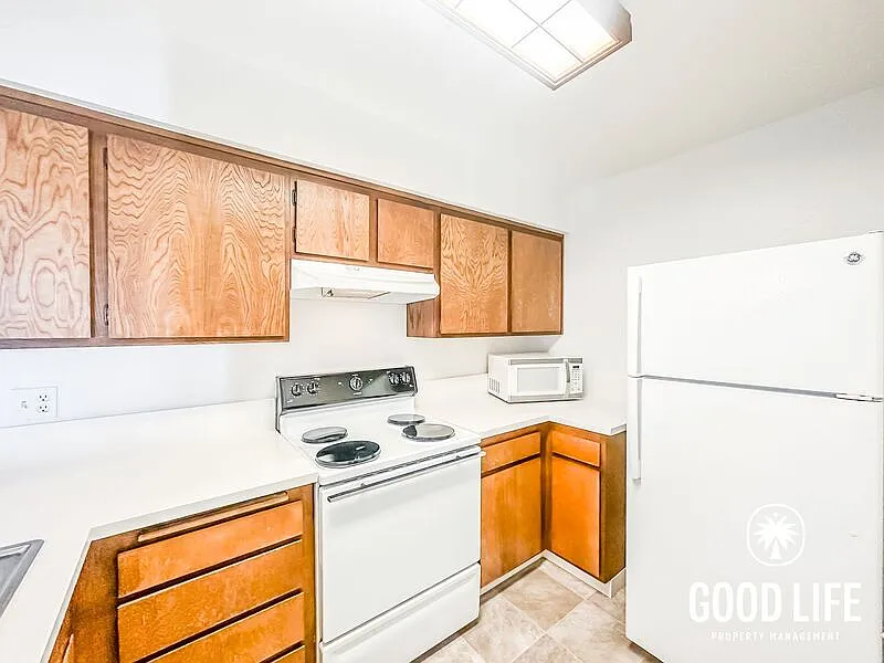 Studio, 1.0 bath, 506 sqft, $1,900 — Photo 3