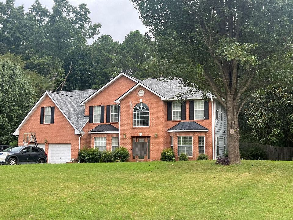 1st image of 215 Metoyer Dr