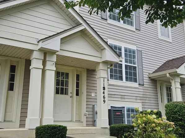 11S469 Rachael Ct, Willowbrook, IL 60527
