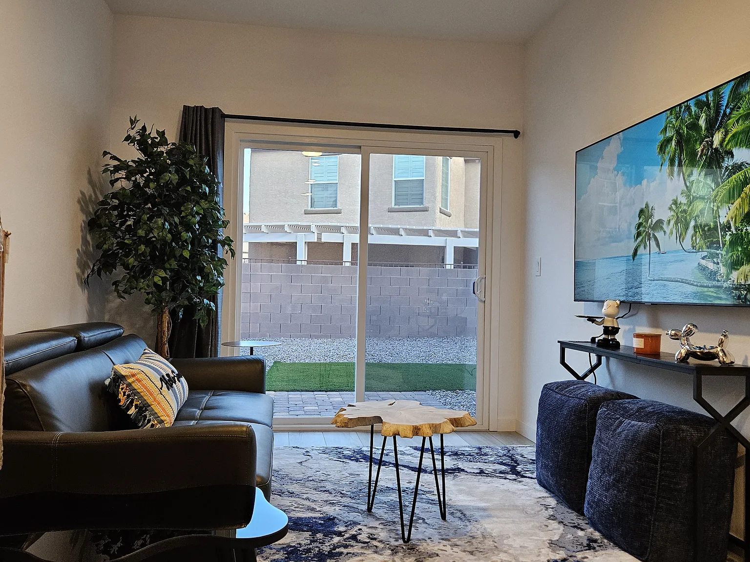 1 bed, 750 sqft, $1,800 — Photo 1
