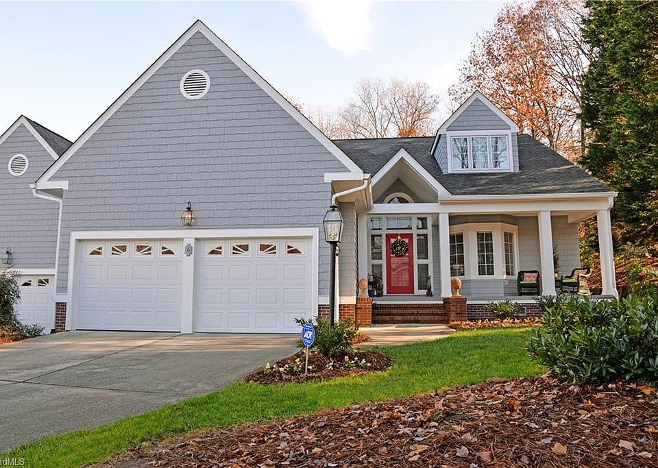 1st image of 6 Sommerton Ct
