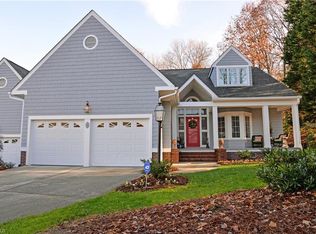 6 Sommerton Ct, Greensboro, NC 27408