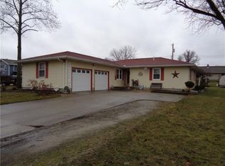 826 Kelley Dr, Wapakoneta, OH 45895