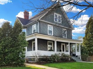 34 Bardwell St, South Hadley, MA 01075