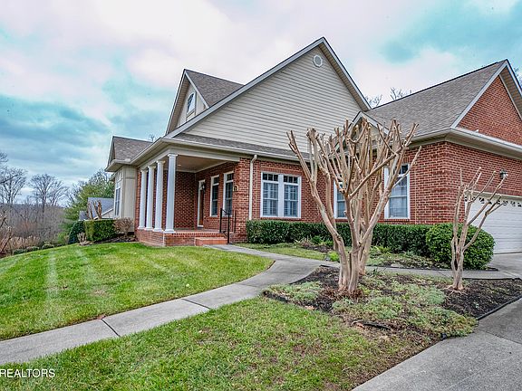 2nd image of 2380 Mountain Dr