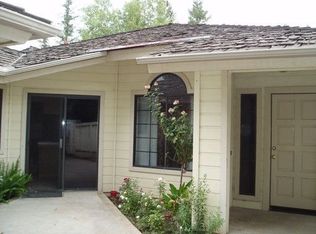 3608 W Beechwood Ave, Fresno, CA