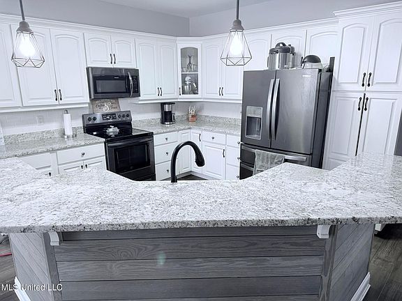 5th image of 7345 Amberwood Ln