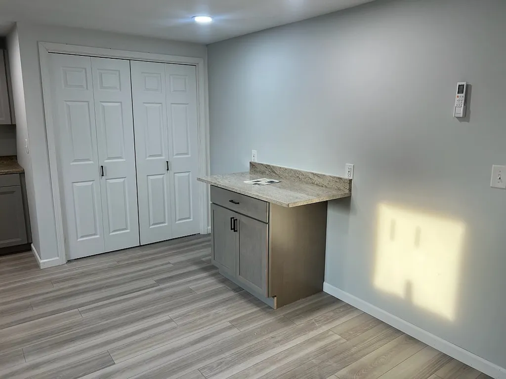 2 bed, 2.5 bath, 1500 sqft, $1,600 — Photo 3