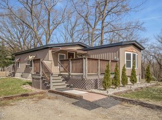 10025 Harvey St, Jones, MI 49061
