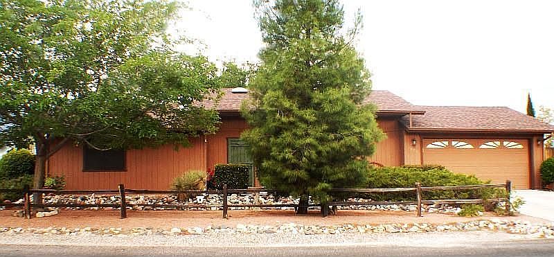 1st image of 1026 S Ochoa Dr