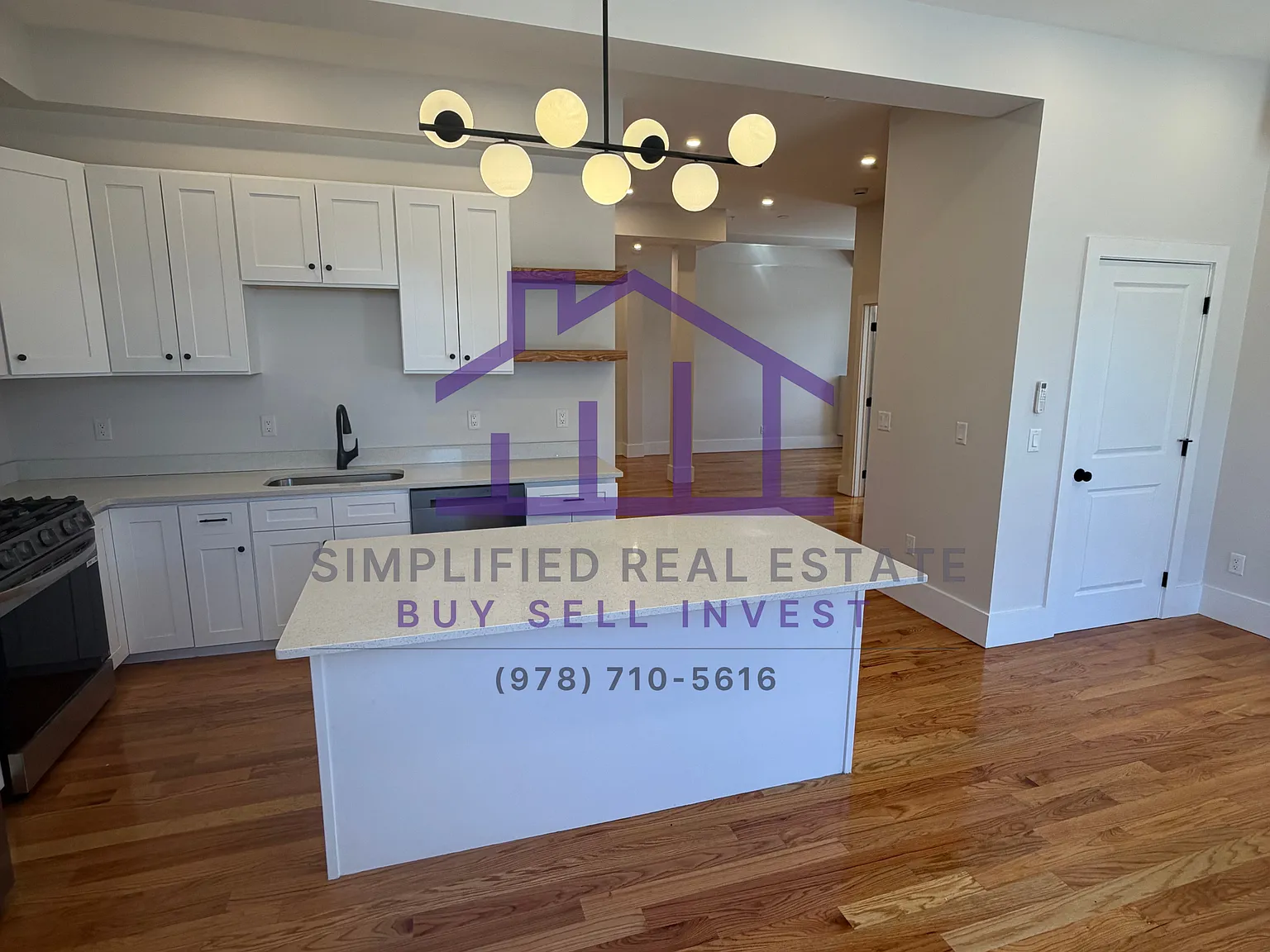 2 bed, 900 sqft, $2,100 — Photo 4
