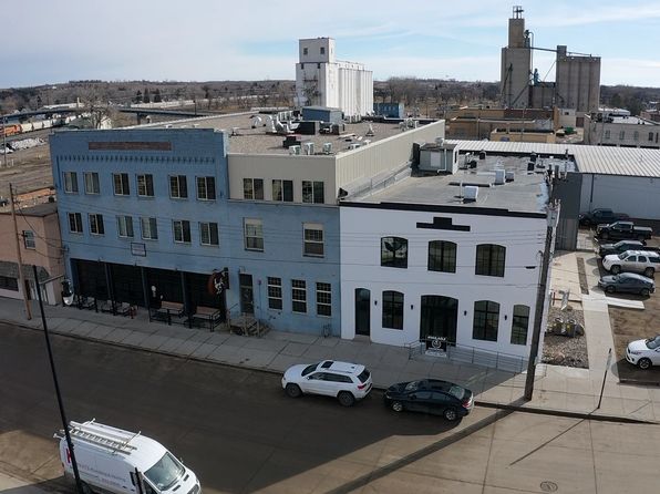24 1st St NE APT B