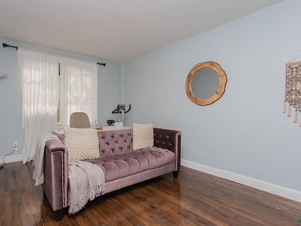 1st image of 8801 35th Ave #5M