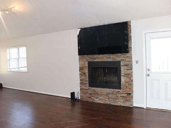 5th image of 5345 Chatham Hall Dr