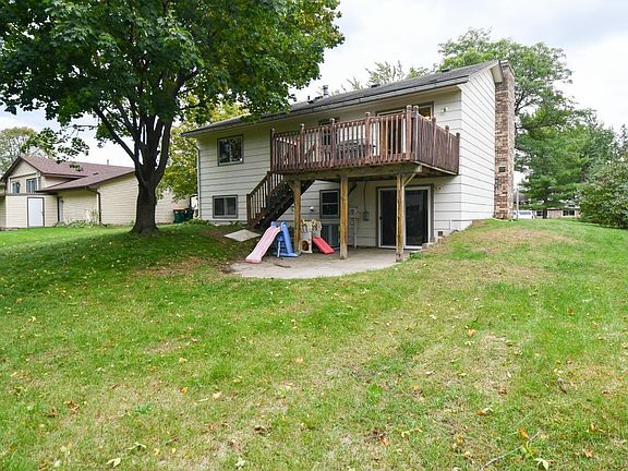 2nd image of 1515 131st Ave NE