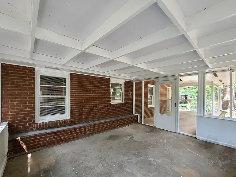 3225 Forrest Hills Dr — Photo 53