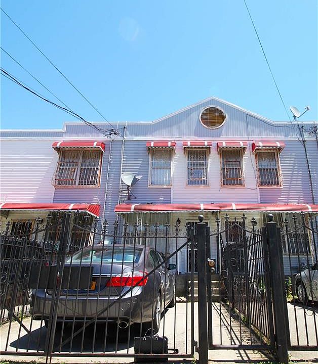 1st image of 2844 W 22nd St