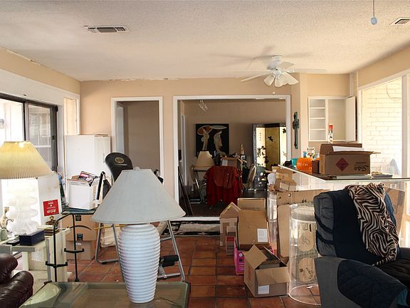 5th image of 5725 Jacqueline Rd