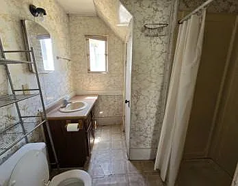 3 bed, $800 — Photo 2