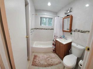 15 Hillman Pl, Roosevelt, NY 11575