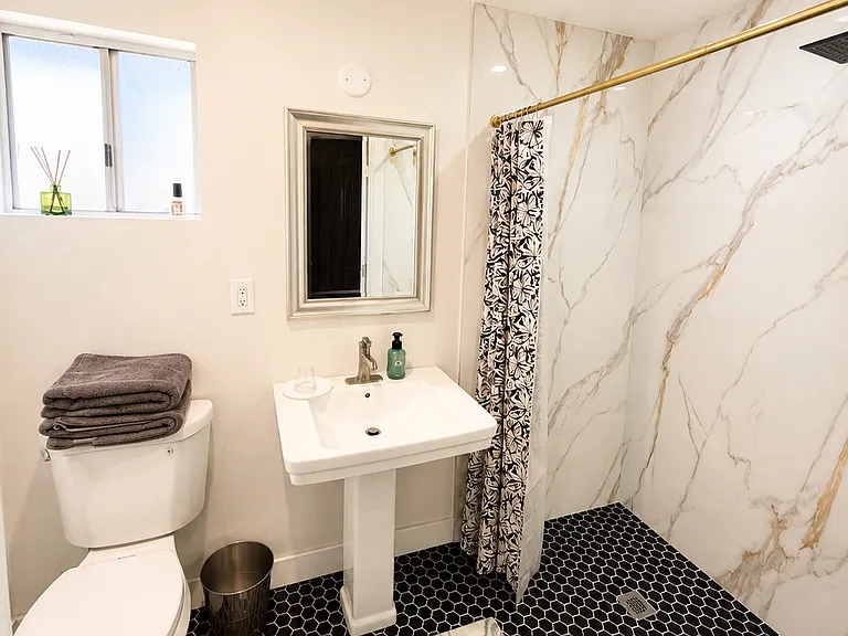 17575 Santa Paula Cir — Photo 28