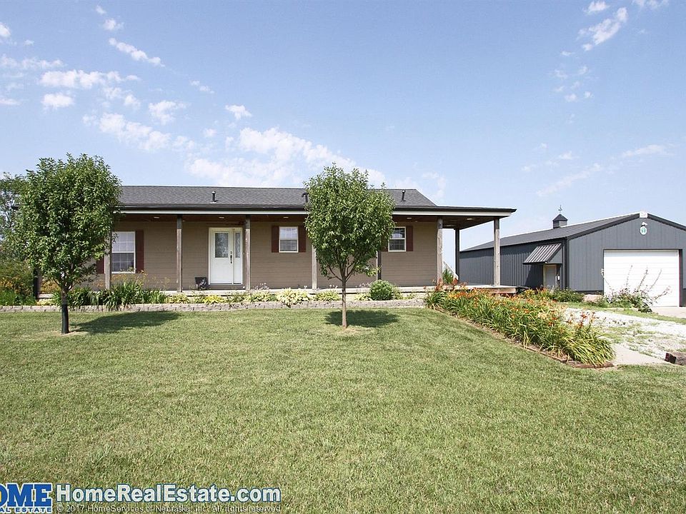 1st image of 5665 N 134th St