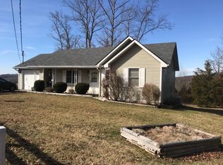 325 Woodland Pl, Mount Vernon, KY 40456