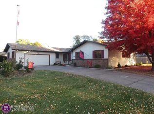 3027 Brentwood Pl, Grand Island, NE 68801