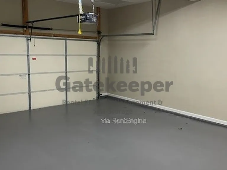 309 Hambrick Park — Photo 21