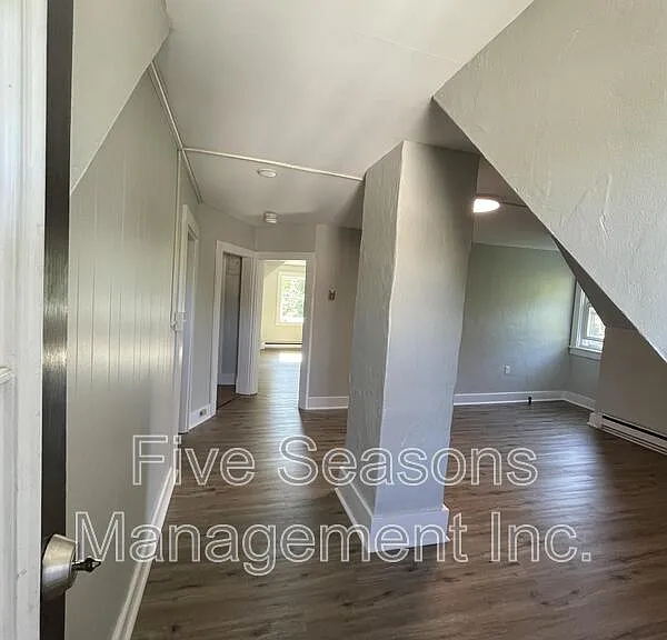 19 Fletcher Pl #3 — Photo 12