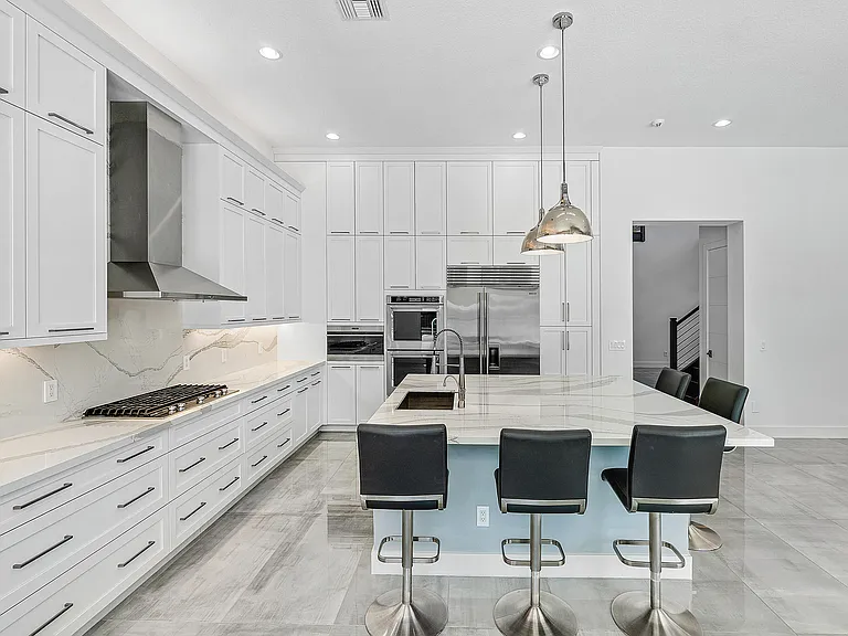 9006 Dulcetto Ct — Photo 16