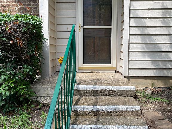 2nd image of 311 Harmony Ct #C