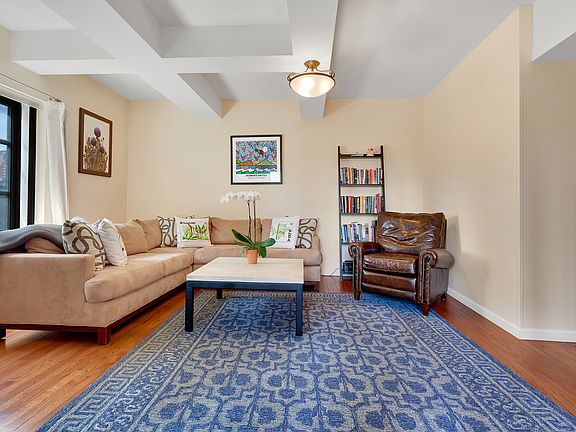 2nd image of 43 W 61st St APT 14D