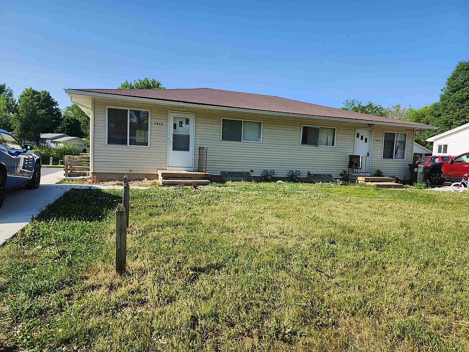 1st image of 1421-1423 Starview Dr