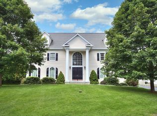 8 Sandhopper Trl, Westport, CT 06880
