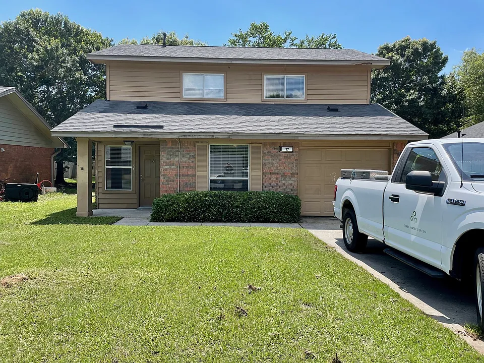 37 Laiken Ct