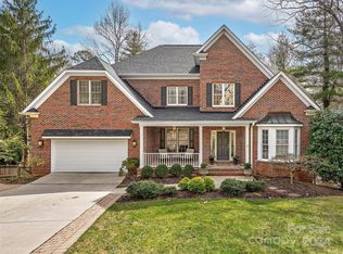 926 Woodvine Rd, Asheville, NC 28803