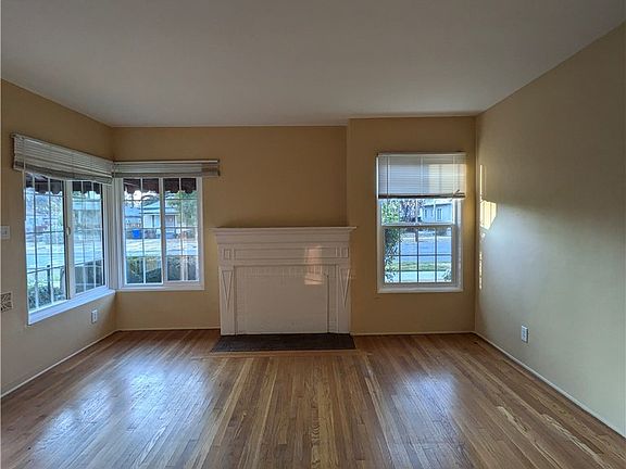 2nd image of 3326 Locust St