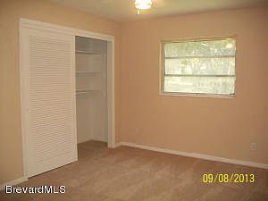 4th image of 890 Hillcrest Ave