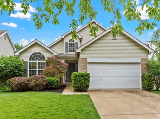 1338 Hunters Hollow Ct, Eureka, MO