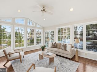 13306 Tannery Ct, Fairfax, VA 22033